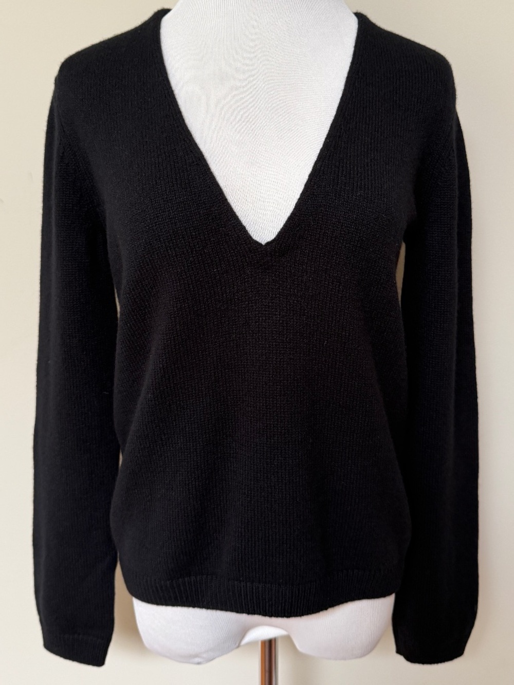 Saint Laurent YSL Black Cashmere Knit Deep V Neck LongSleeve Sweater